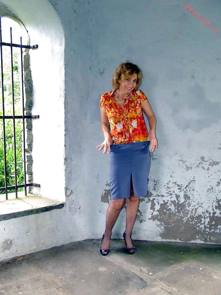 25P Mature Beauty - Chrissy 48