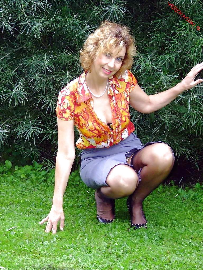 25P Mature Beauty - Chrissy 48