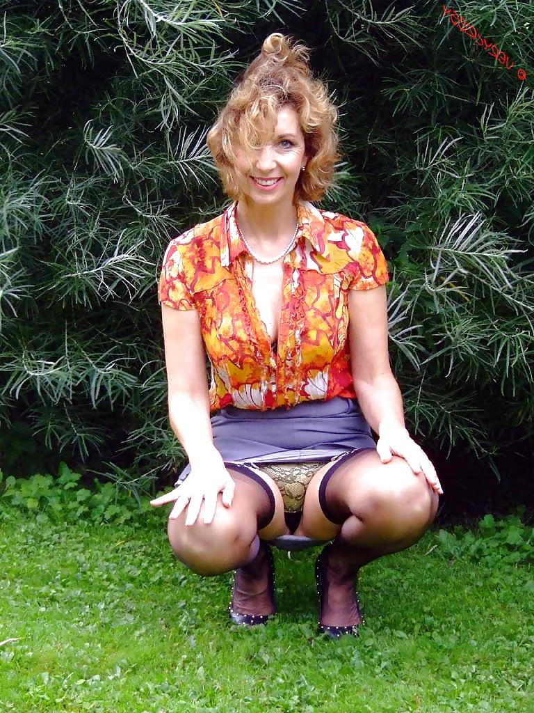 25P Mature Beauty - Chrissy 48