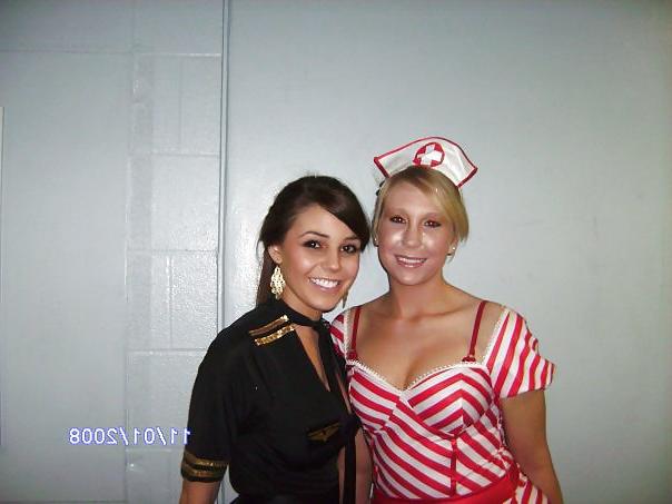 25P Facebook halloween amateurs