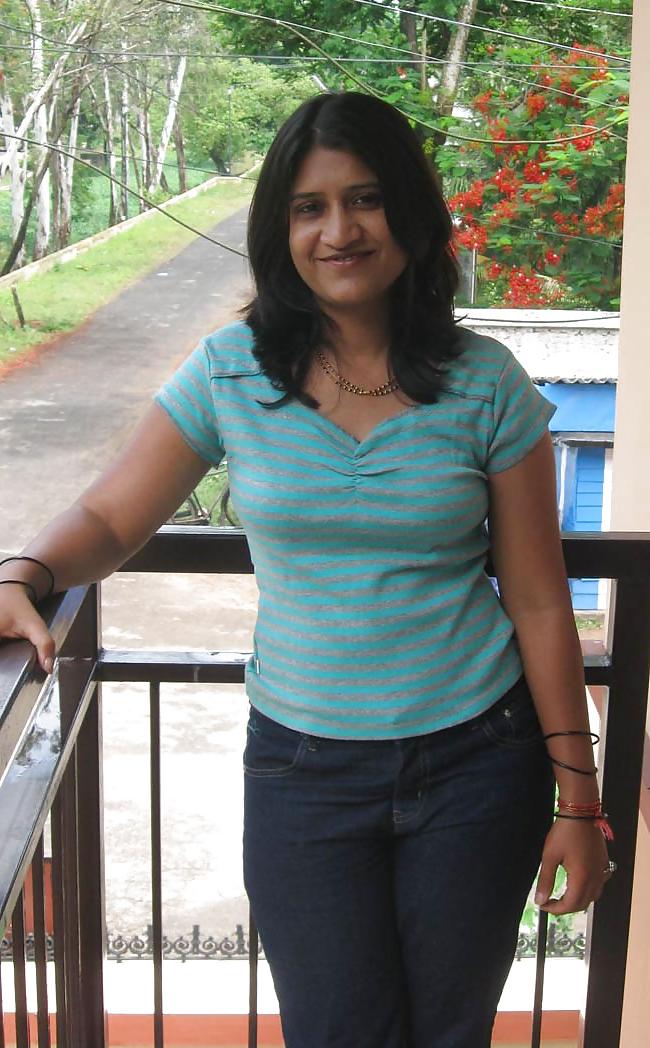 25P Desi Girls