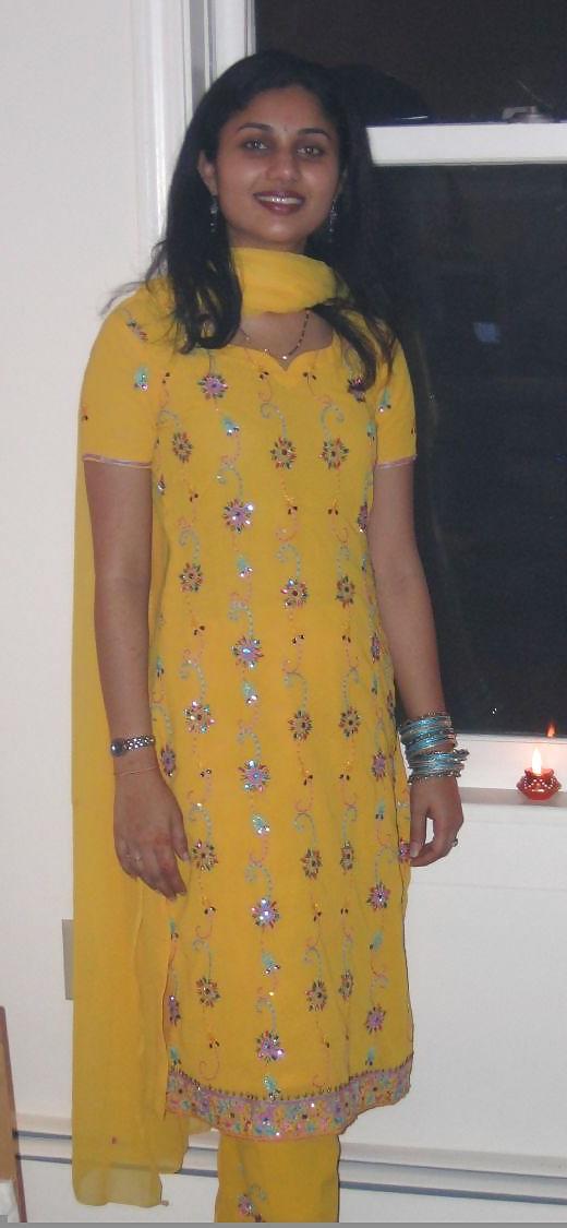 25P Desi Girls