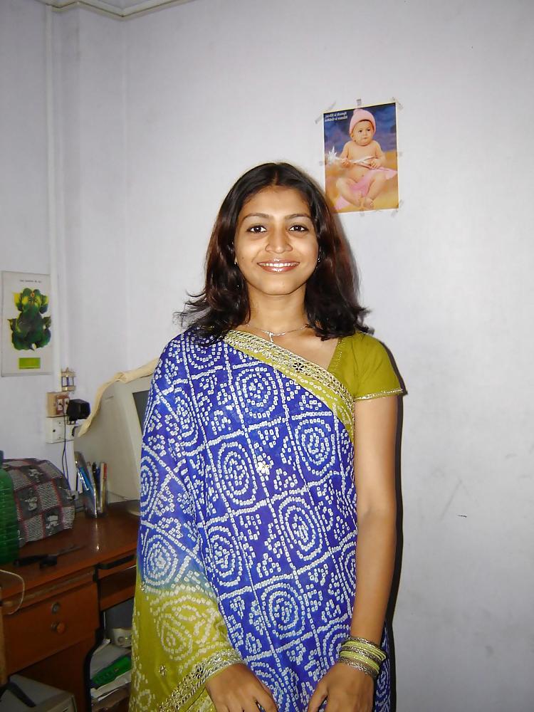 25P Desi Girls