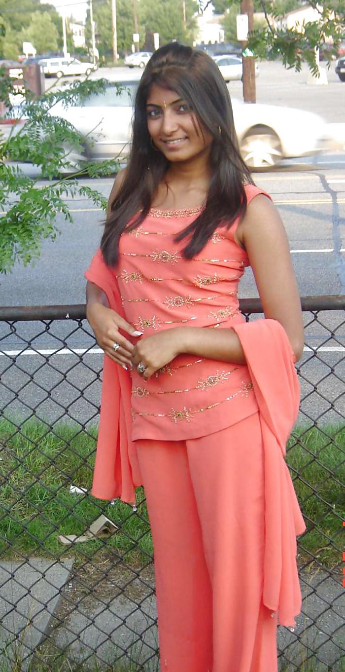 25P Desi Girls
