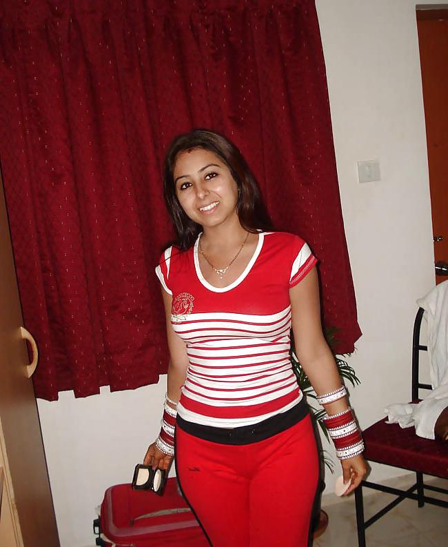 25P Desi Girls