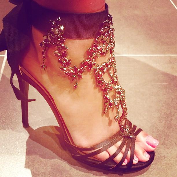 25P My Favorite Foot Pics