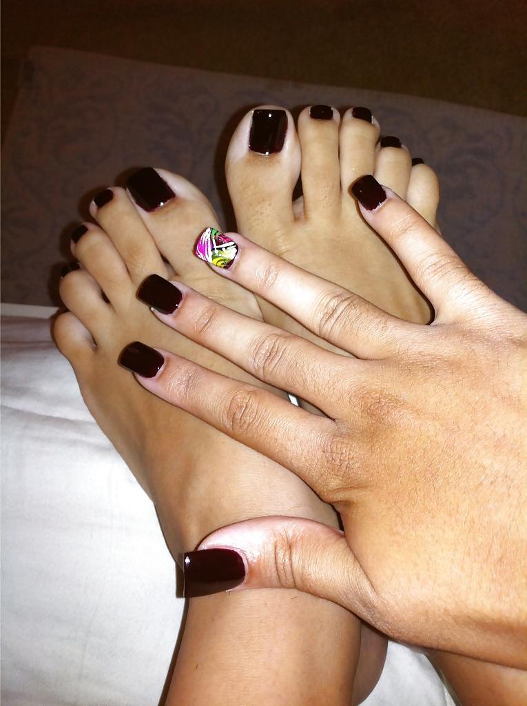 25P My Favorite Foot Pics