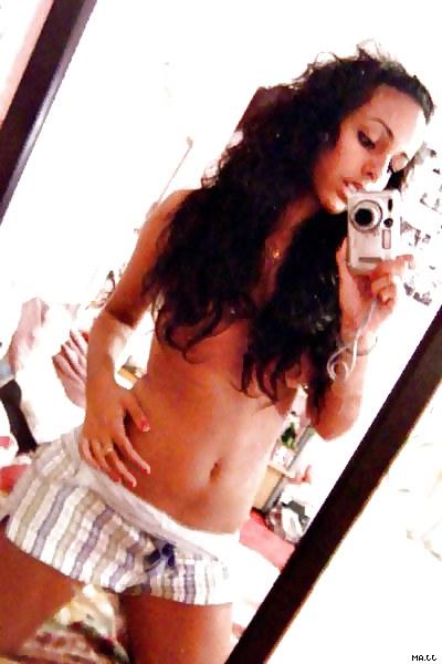 15P ARAB SELF SHOT