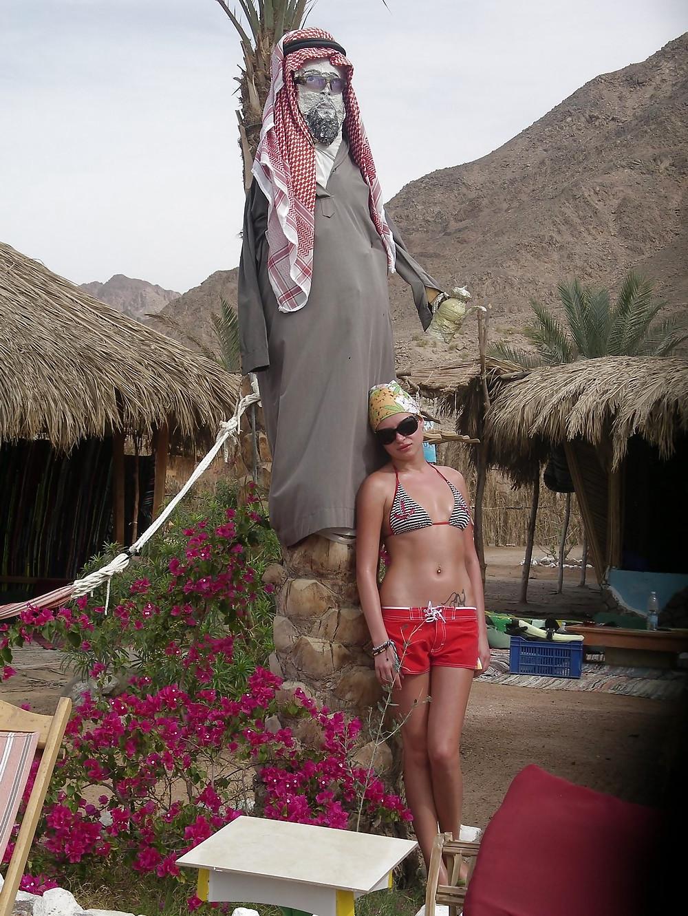 25P Russian girl on vacation in Egypt