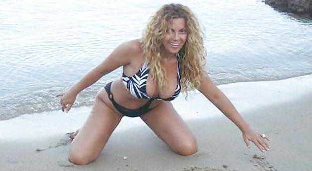 18P Serbian MILF singers 