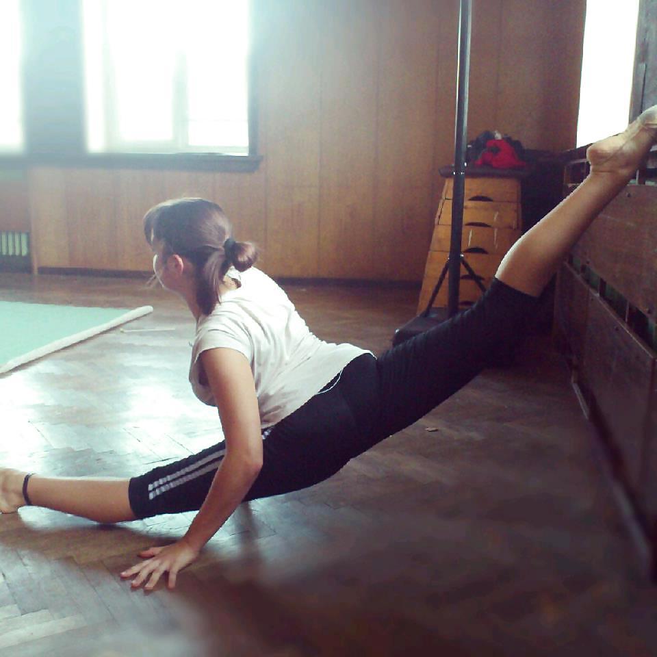 24P Chicas Flexibles