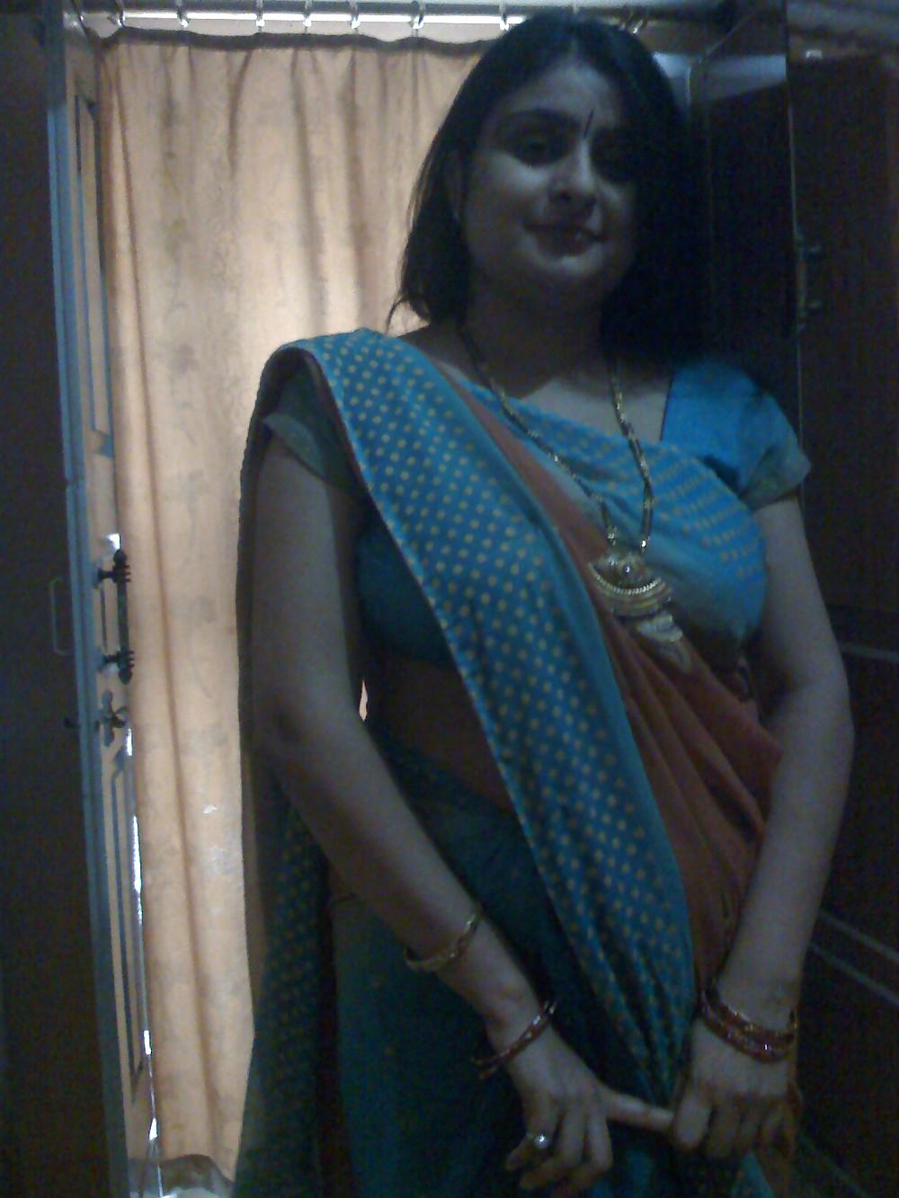 14P RADHIKA AUNTY INDIAN DESI PORN SET 1.0
