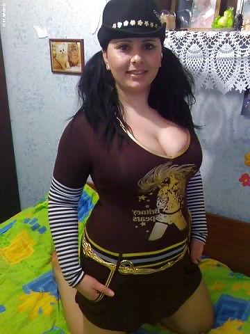 22P Busty Russian Woman 1201