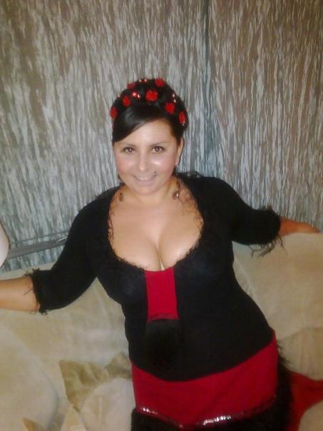 22P Busty Russian Woman 1201