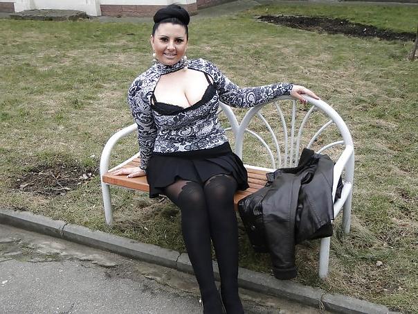 22P Busty Russian Woman 1201