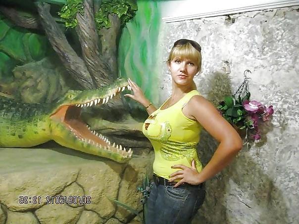 20P Not naked busty women from facebook 18.