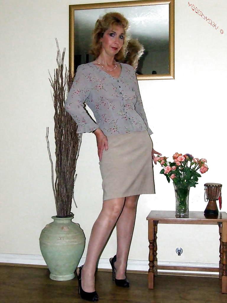 25P Mature Beauty - Chrissy 47