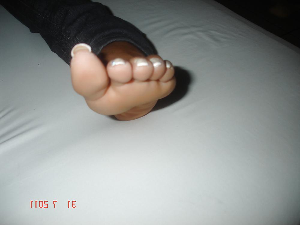 25P Footjob gf