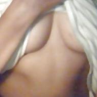 7P Hot muslim woman