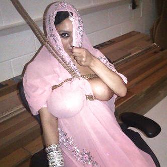 25P ROTI QUEEN SHANTI-INDIAN DESI PORN SET 2.0