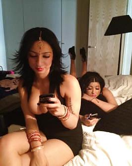 25P ROTI QUEEN SHANTI-INDIAN DESI PORN SET 2.0