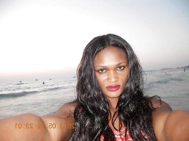 25P Jessica the black beauty