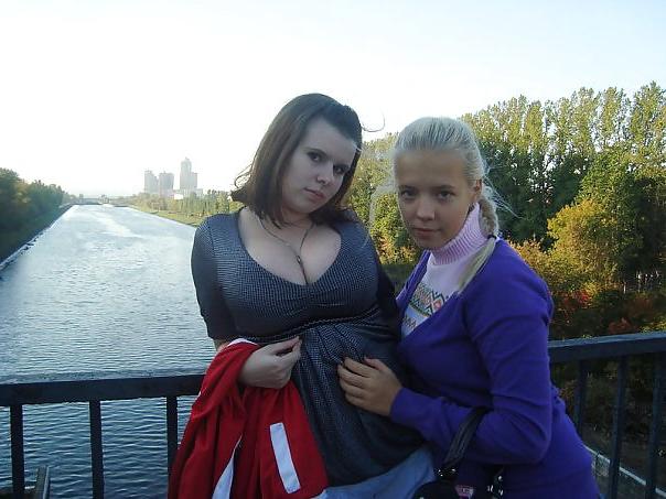 7P Busty Russian Woman 1577