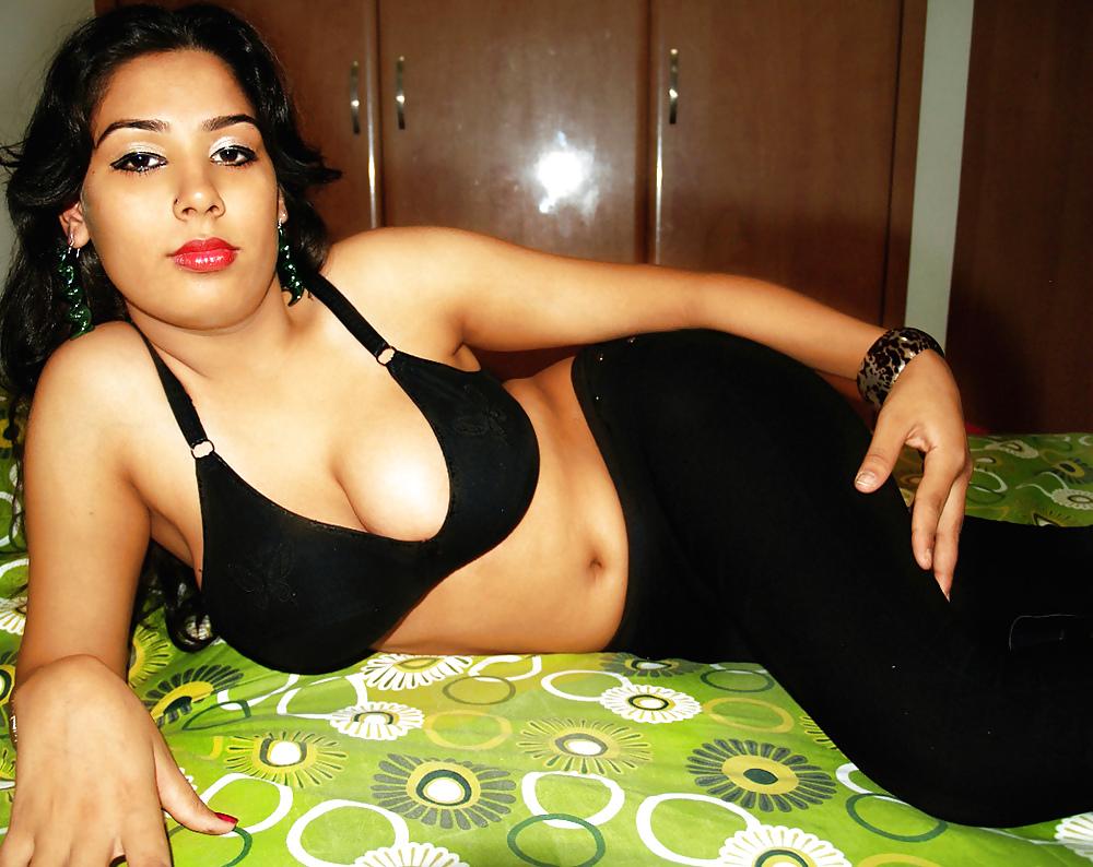 25P DESI girls