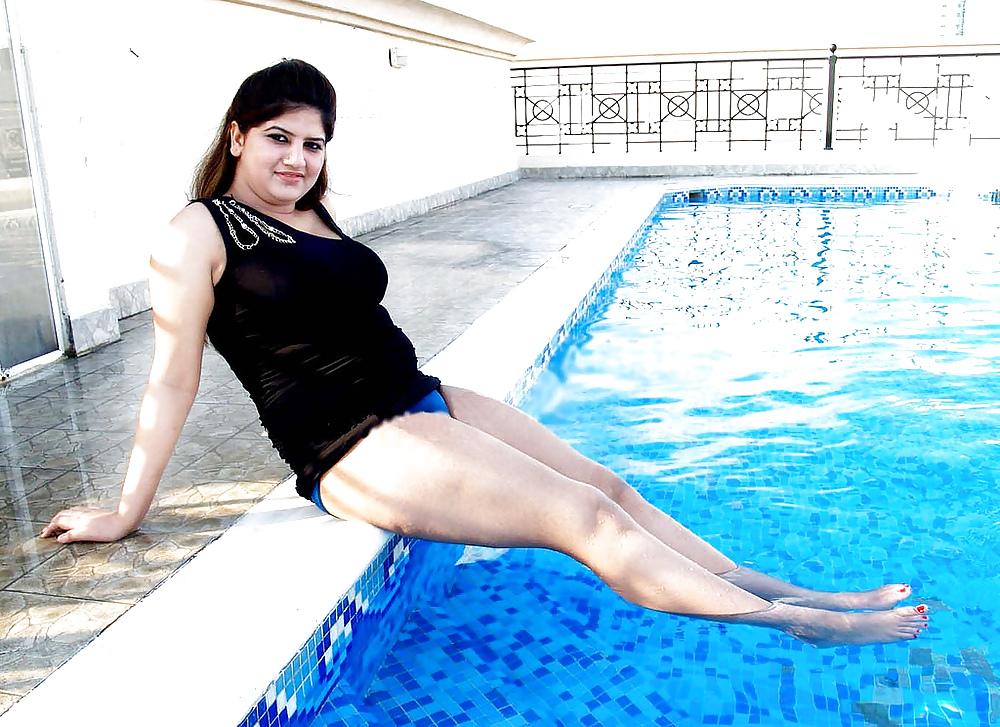 25P DESI girls