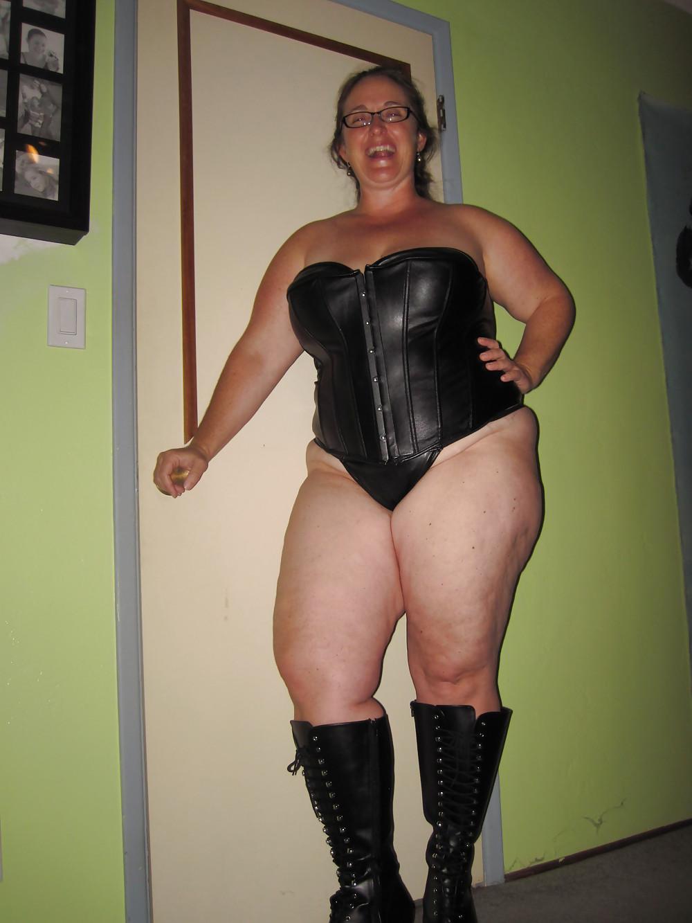 25P Maureen Lyall - Leather Corset Part 2