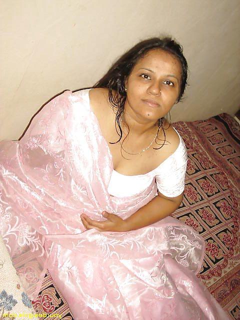 25P Desi cpl fucking 