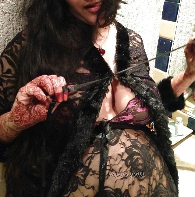 10P My Desi Housewife (NEW)