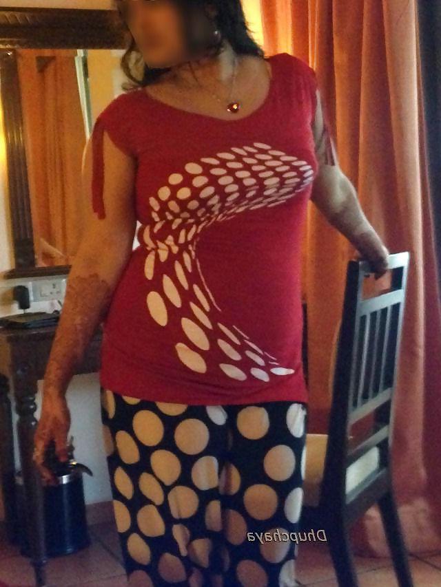 10P My Desi Housewife (NEW)