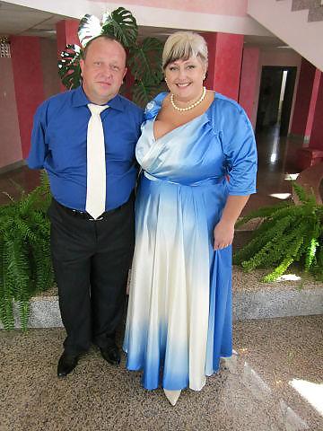 18P Busty Russian Woman 1553