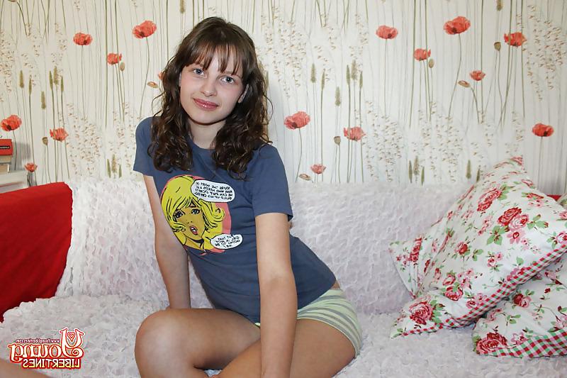 15P Young Libertines - Hot babe banged hard