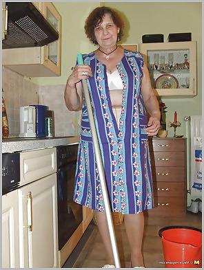 25P Searching Google for Granny 
