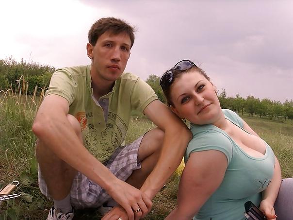 18P Busty Russian Woman 1643