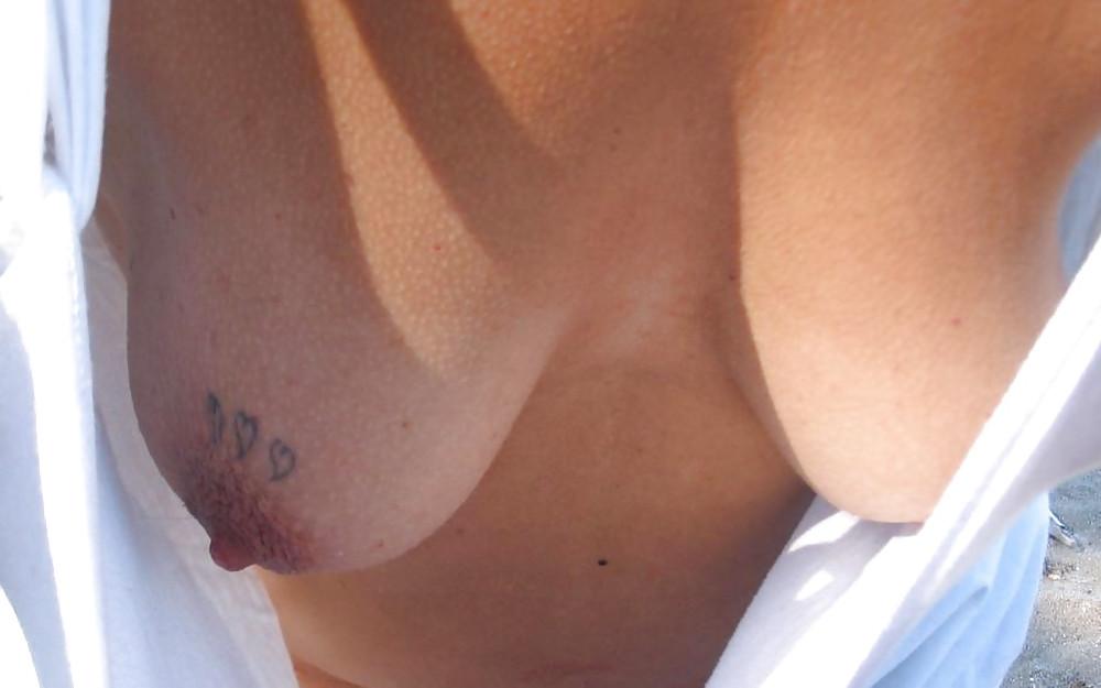 25P Downblouse Nipple Shots 3