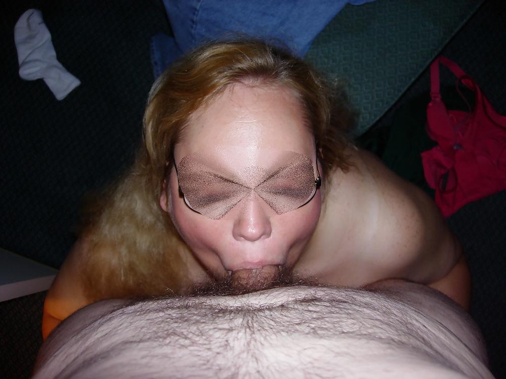 22P Sucking Cock on Her Knees