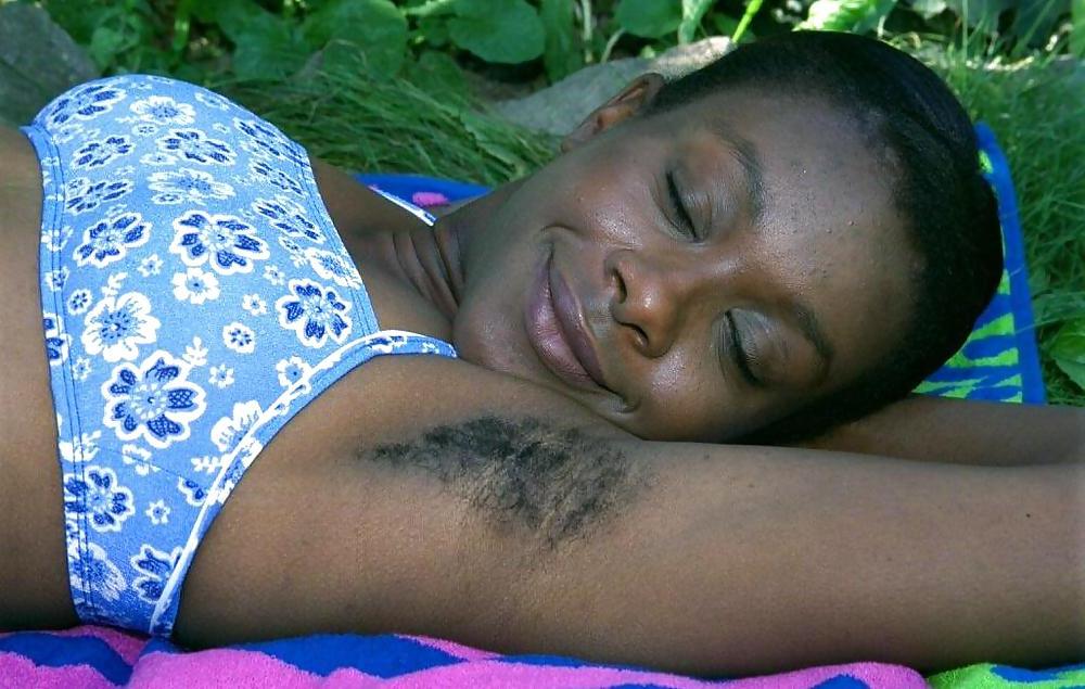 25P Latrese, black beauty with hairy armpits and pussy
