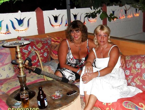 14P Busty Russian Woman 1646