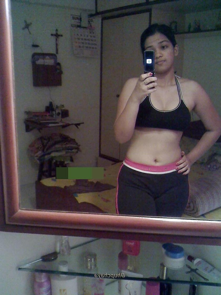 4P Indian Girl Self Shot