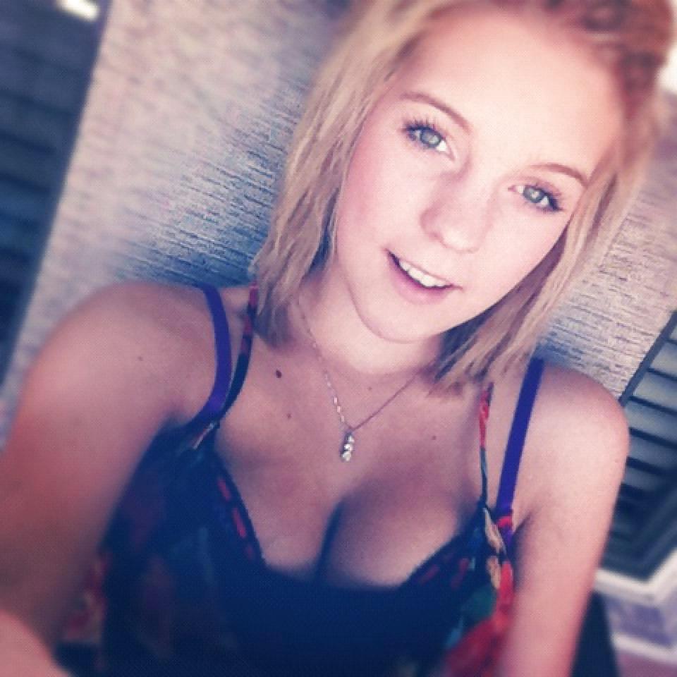 9P Self shot teens