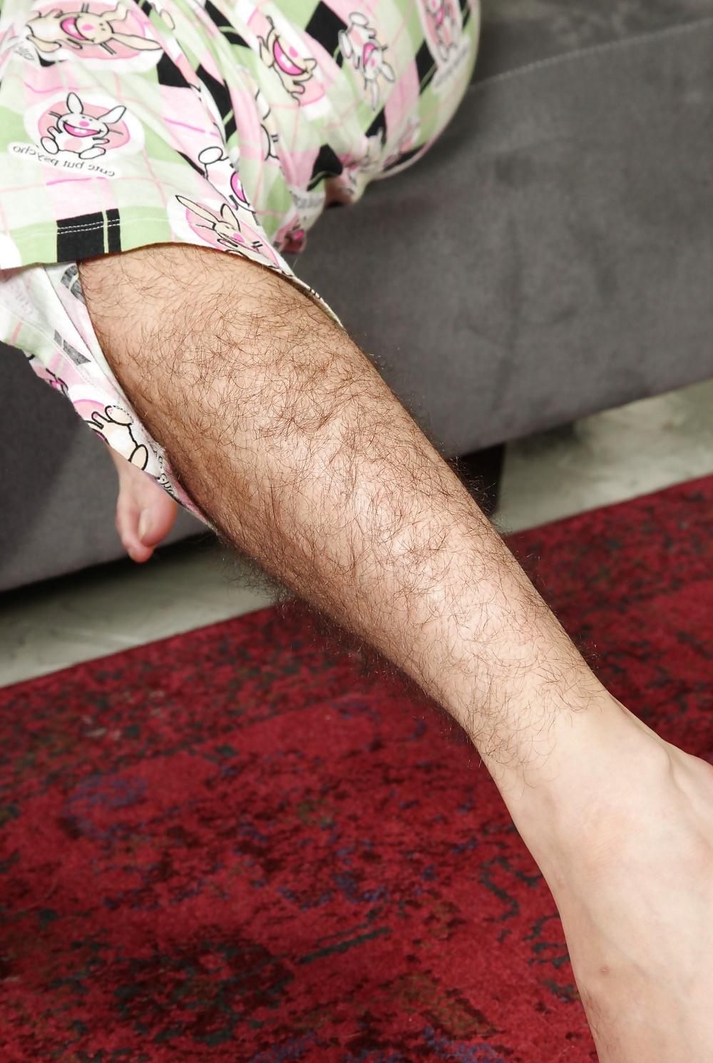 25P Beauty with Hairy Armpits - Harley
