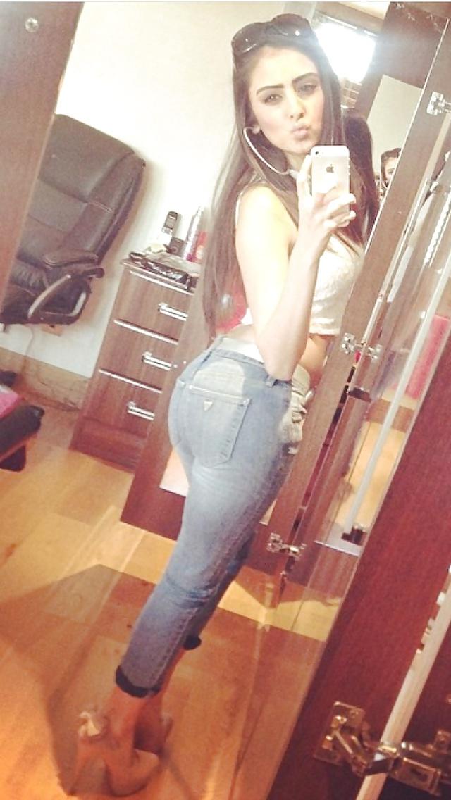 25P Desi slut please comment and degrade xxx