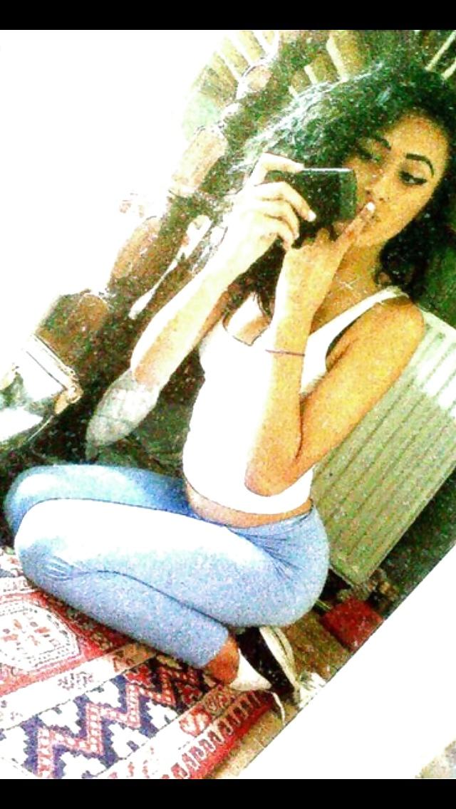 25P Desi slut please comment and degrade xxx