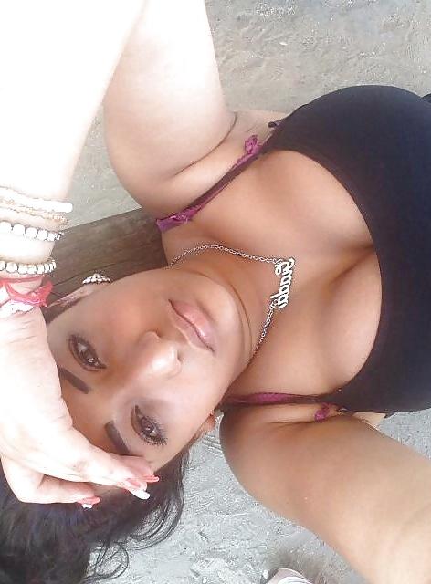 25P Desi slut please comment and degrade xxx