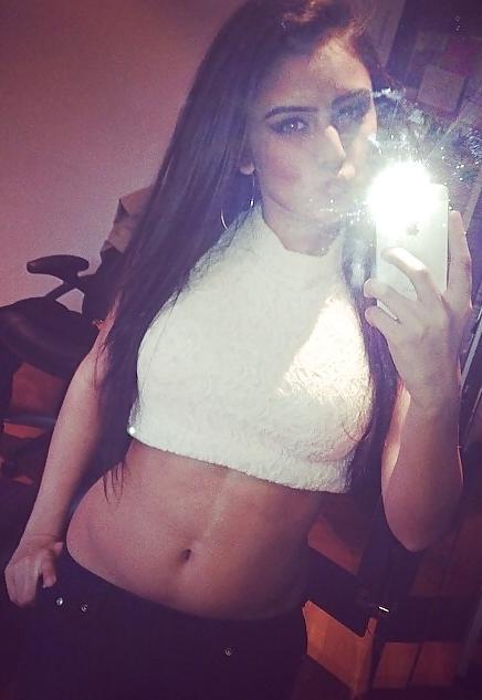 25P Desi slut please comment and degrade xxx