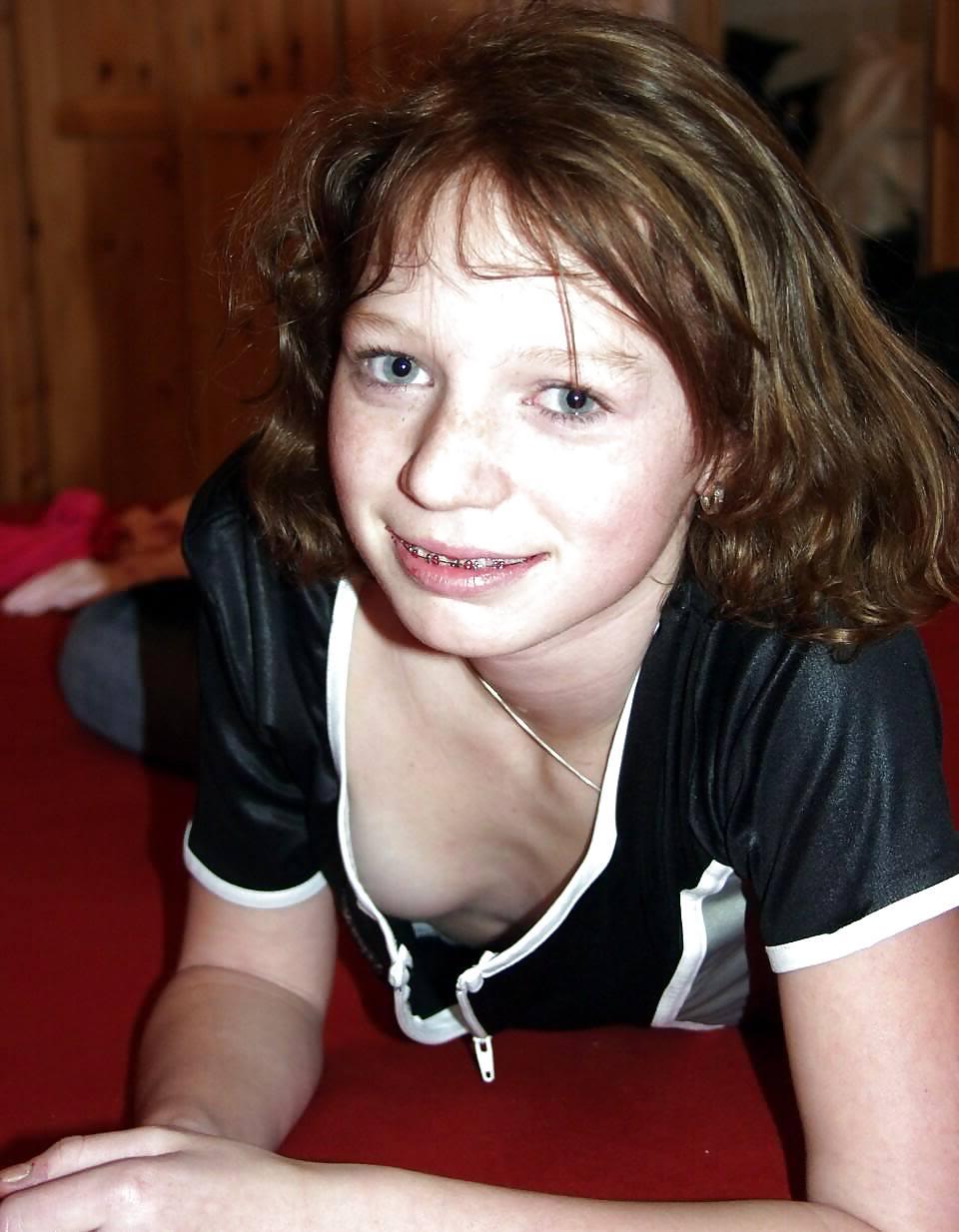 24P Upskirt, downblouse