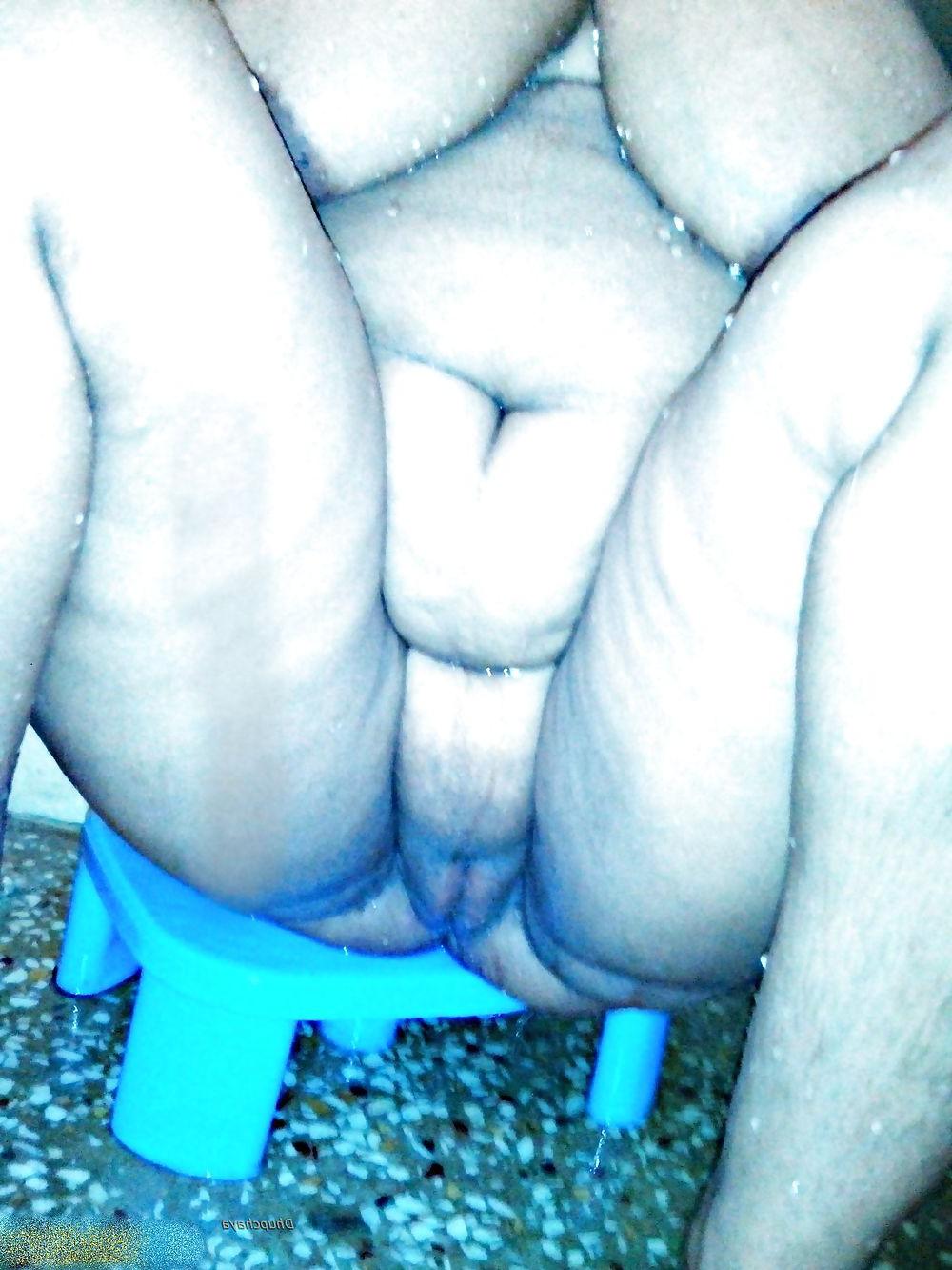 22P Desi Super Mature Aunty